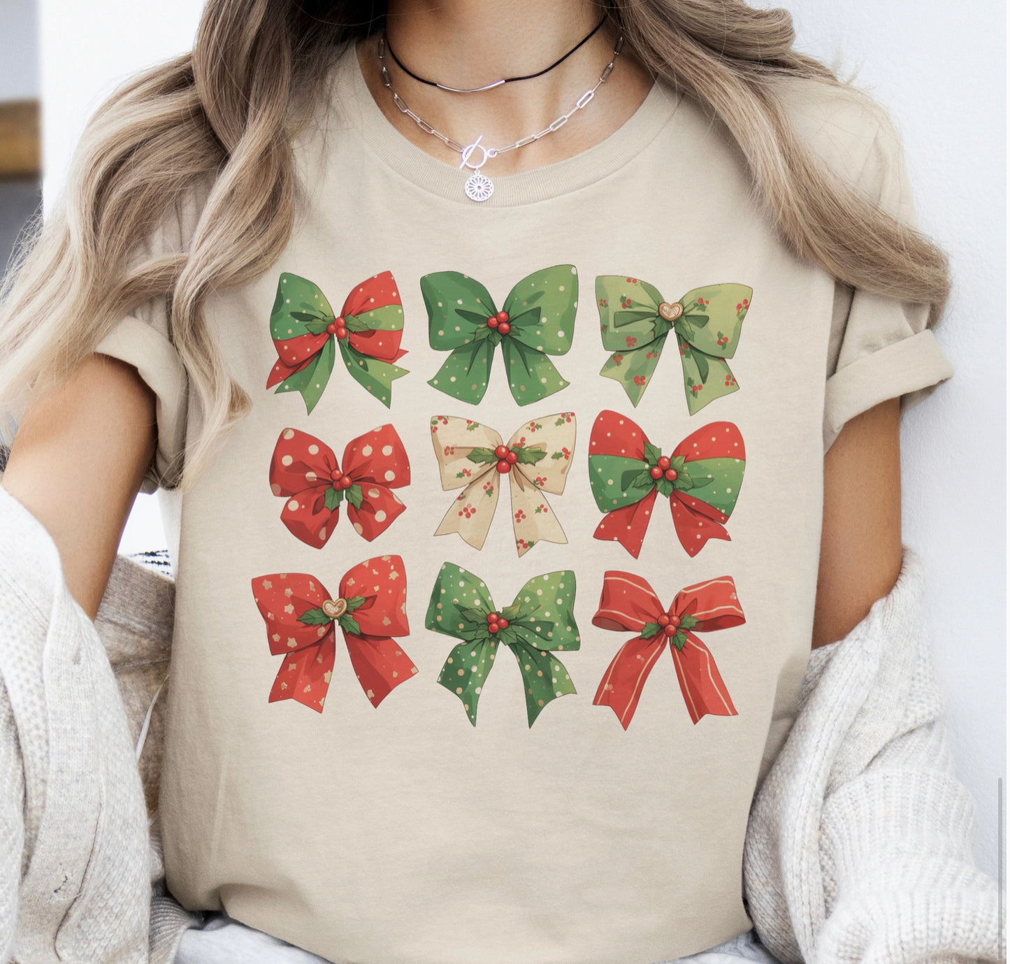 Christmas Bow Collage - Beige Tee
