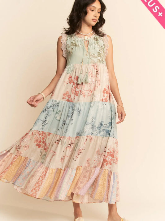Plus Lace Sleeve Floral Maxi Dress